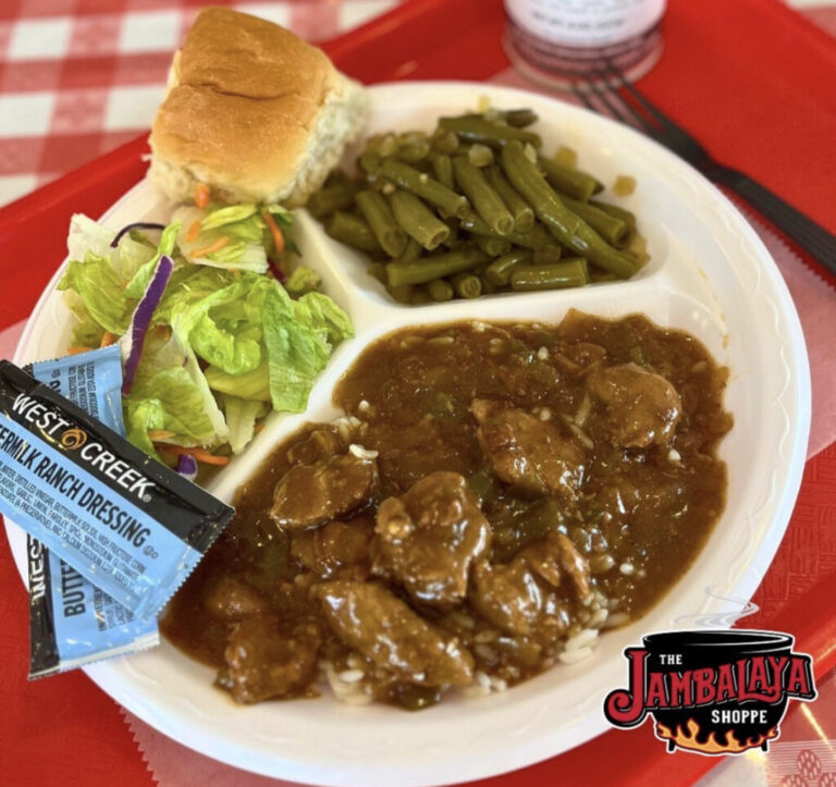 Pork roast and gravy 1024x964 1 768x723