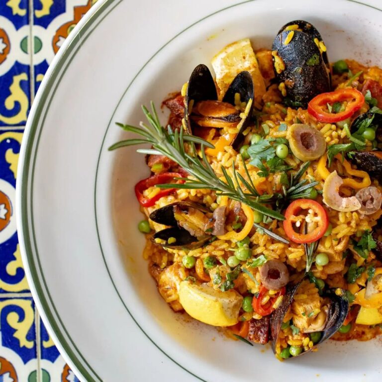 lighthousecoastalbrasserie2 768x768